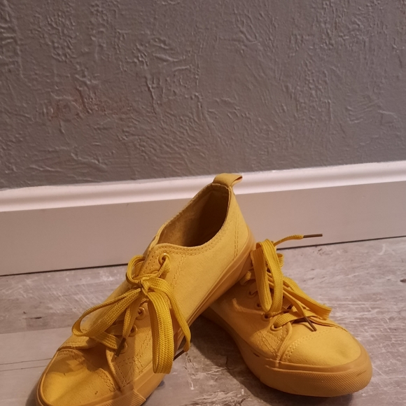 Womens shoes - Picture 4 of 4